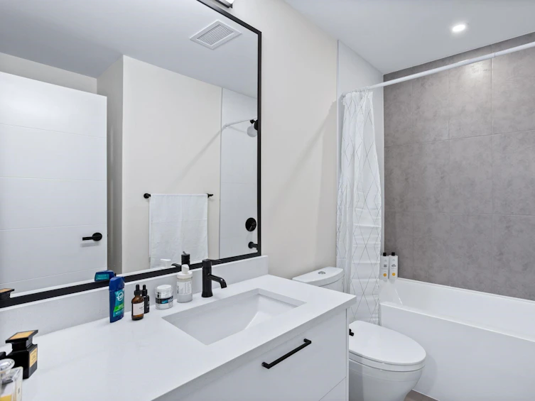 301-8117 200a, Langley, BC, V2Y 3G5 - 20
