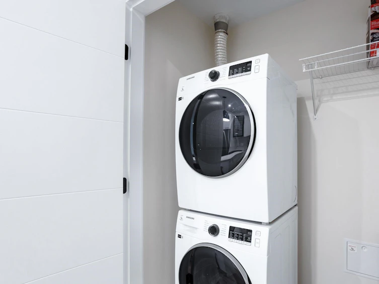 301-8117 200a, Langley, BC, V2Y 3G5 - 24