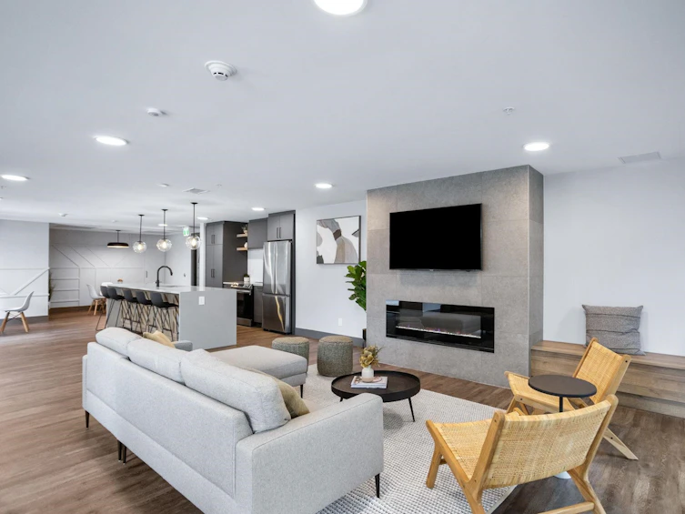 301-8117 200a, Langley, BC, V2Y 3G5 - 28