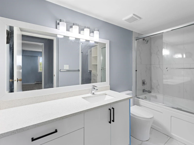 301-9632 120a, Surrey, BC, V3V 4H4 - 16