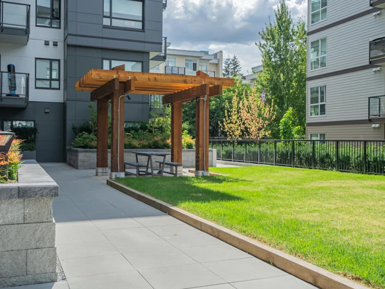 205-10777 138 Street, Surrey, BC, V3T 0T5 - 19
