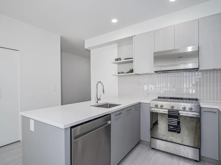 205-10777 138 Street, Surrey, BC, V3T 0T5 - 4