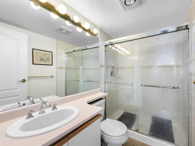 1602-4350 Beresford Street, Burnaby, BC, V5H 4K9 - 18