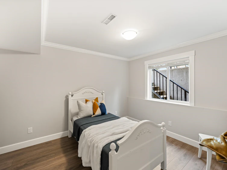 17875 70a Avenue, Surrey, BC, V3S 7A3 - 24