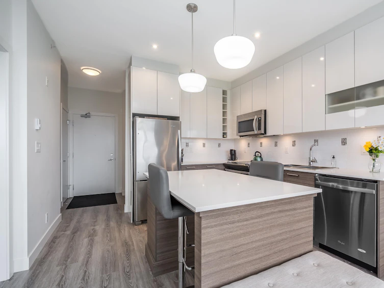 402-16388 64, Surrey, BC, V3S 6X6 - 7