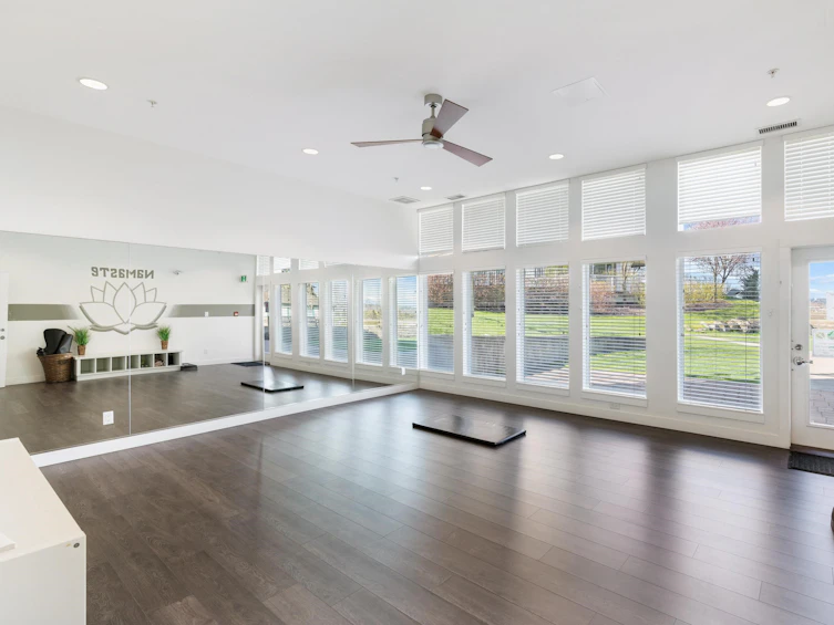 402-16388 64, Surrey, BC, V3S 6X6 - 28