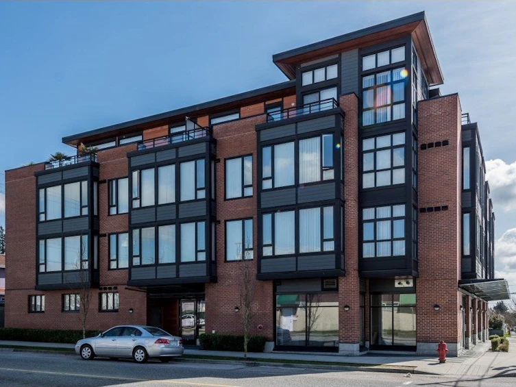 305-2008 E 54th Avenue, Vancouver, BC, V5P 1Y6