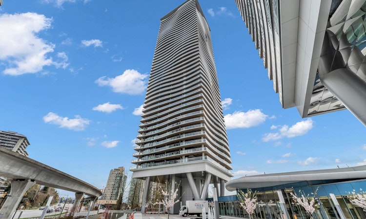 3707-4890 Lougheed Highway