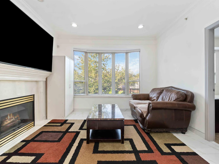426 E 18th Avenue, Vancouver, BC, V5V 1G1 - 2
