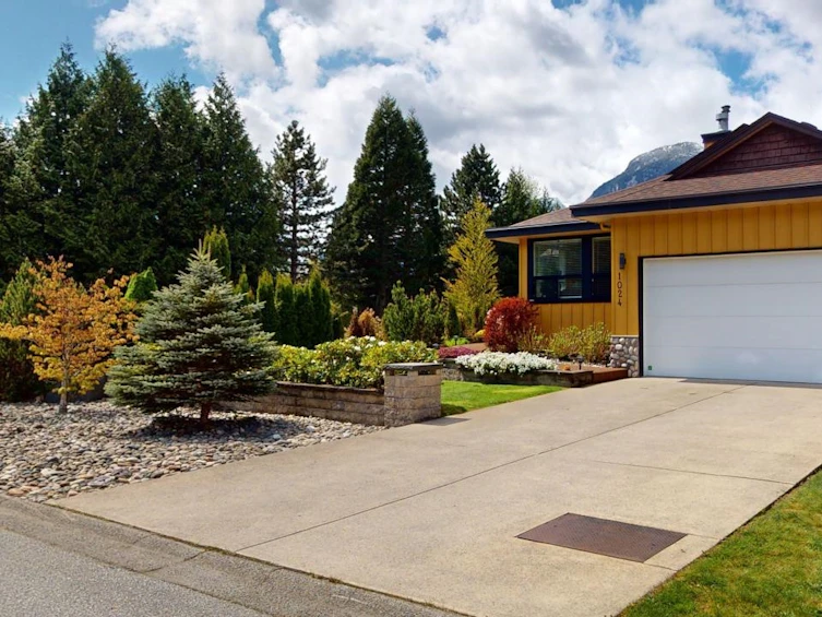 1024 Wenda Place, Squamish, BC, V0N 1T0 - 3