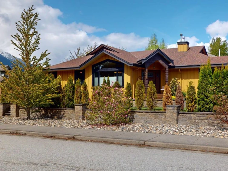 1024 Wenda Place, Squamish, BC, V0N 1T0 - 4