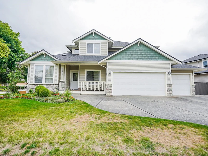 16753 61st Avenue, Surrey BC V3S 1W2