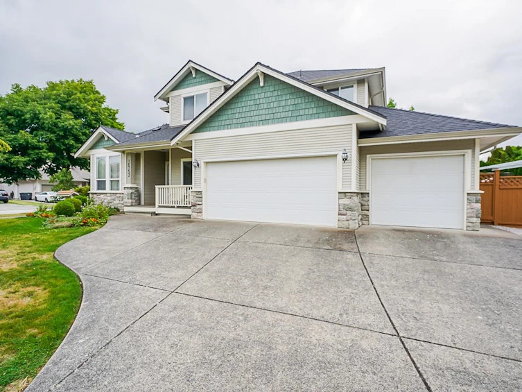 16753 61 Avenue, Surrey, BC, V3S 1W2 - 3