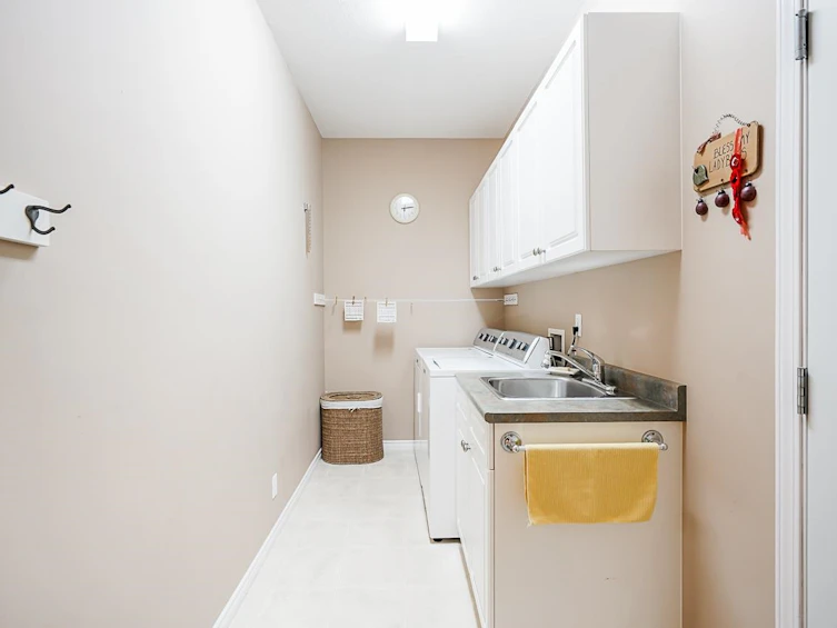 16753 61 Avenue, Surrey, BC, V3S 1W2 - 20