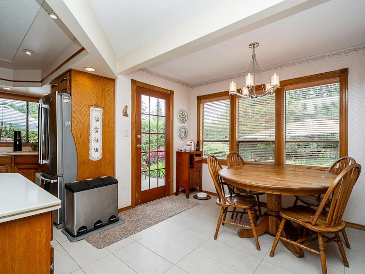 15442 Kilkee Place, Surrey, BC, V3S 6E8 - 15