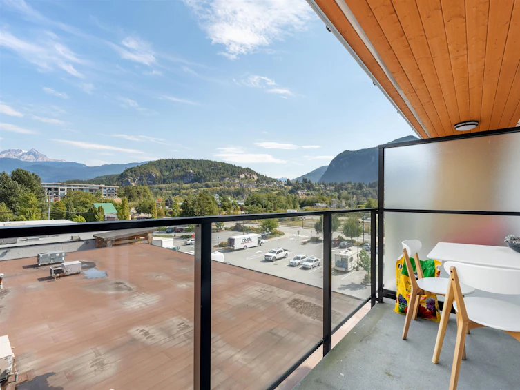 311-1365 Pemberton Avenue, Squamish, BC, V8B 1B7 - 26