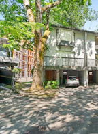 166 James Road