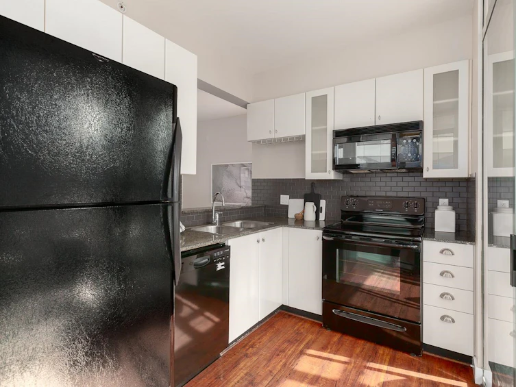 602-1238 Burrard Street, Vancouver, BC, V6Z 3E1 - 4
