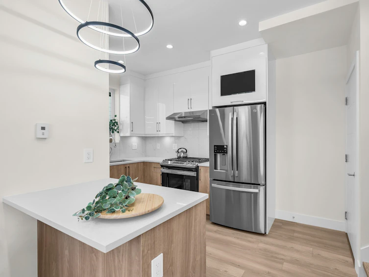 1-3320 East 44th Avenue, Vancouver, BC, V5R 3B4 - 11
