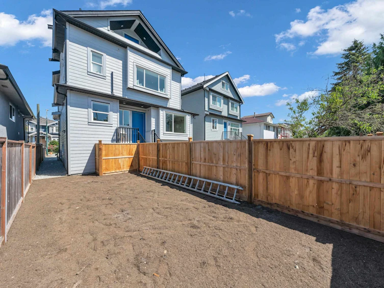 1-3320 East 44th Avenue, Vancouver, BC, V5R 3B4 - 30
