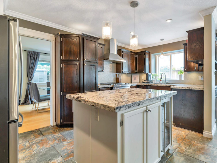 16247 South Glenwood Crescent, Surrey, BC, V4N 1W9 - 17