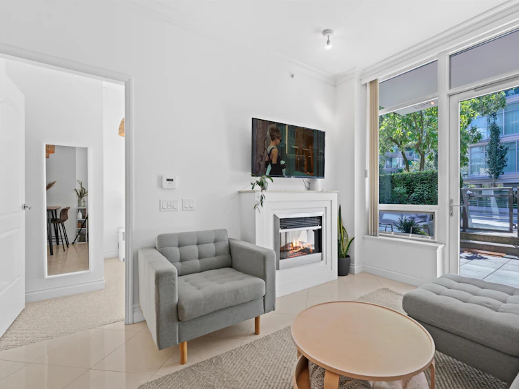 102-172 Victory Ship Way, North Vancouver, BC, V7L 0B5 - 3