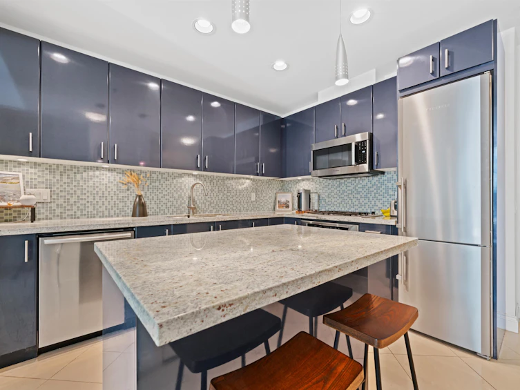 102-172 Victory Ship Way, North Vancouver, BC, V7L 0B5 - 7