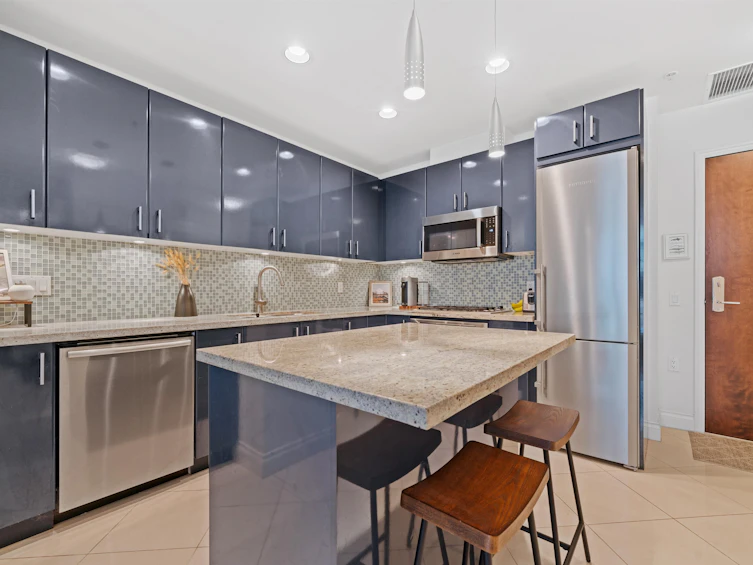 102-172 Victory Ship Way, North Vancouver, BC, V7L 0B5 - 10