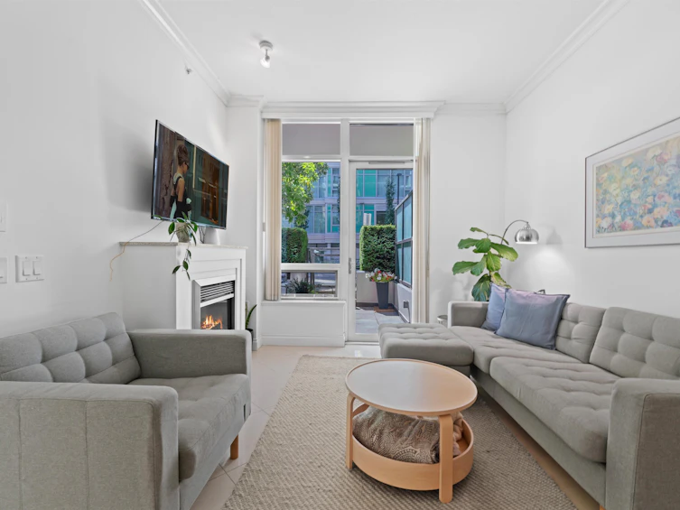 102-172 Victory Ship Way, North Vancouver, BC, V7L 0B5 - 11