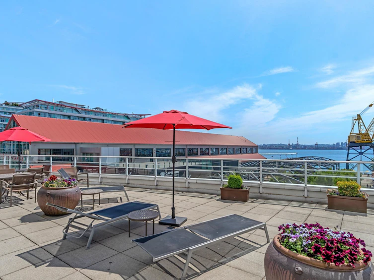 102-172 Victory Ship Way, North Vancouver, BC, V7L 0B5 - 37