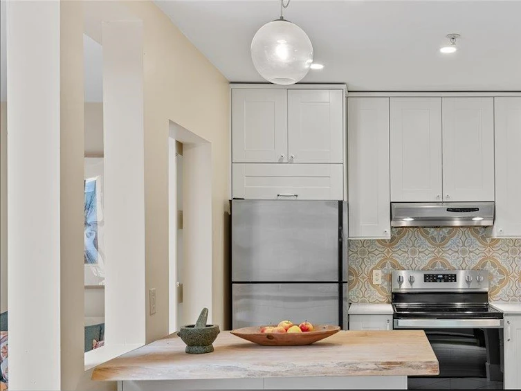 2614 West 5th Avenue, Vancouver, BC, V6K 1T3 - 7