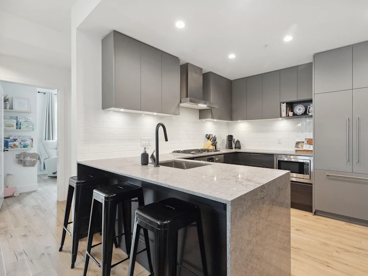 213-3131 Murray Street, Port Moody, BC, V3H 0L9 - 6