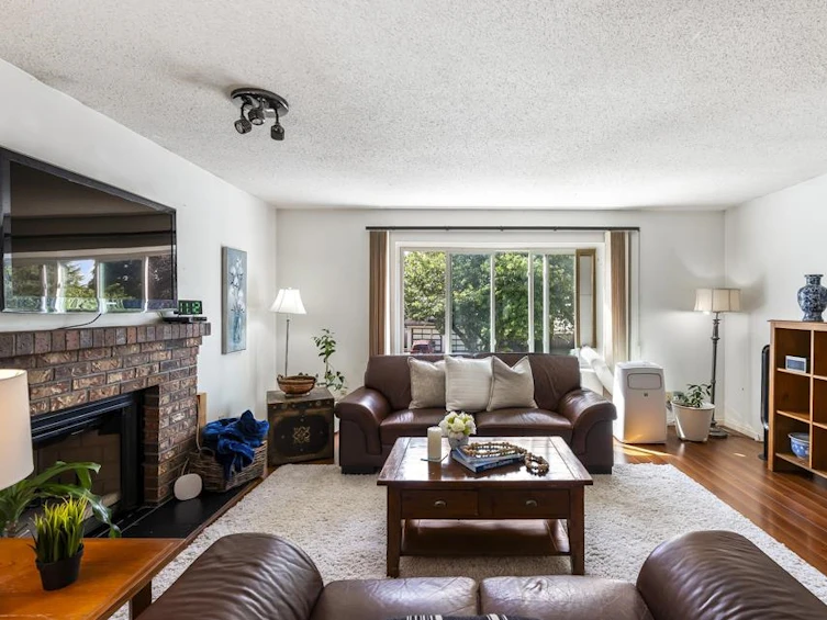 15251 97 Avenue, Surrey, BC, V3R 8C7 - 3