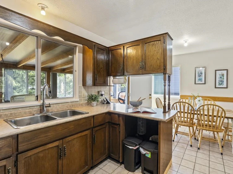 15251 97 Avenue, Surrey, BC, V3R 8C7 - 10