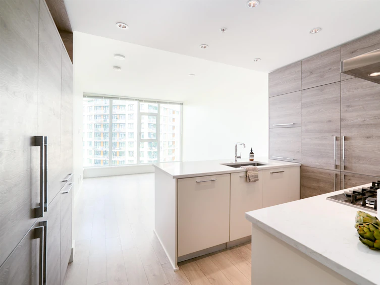 2003-7388 Kingsway, Burnaby, BC, V3N 0G9 - 4
