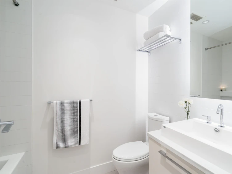 2003-7388 Kingsway, Burnaby, BC, V3N 0G9 - 28