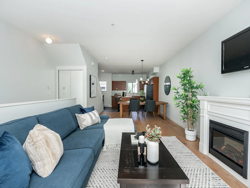308 - 1661 Fraser Avenue, Port Coquitlam BC V3B 0B6