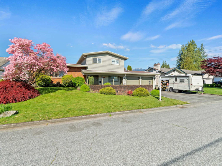 10025 Fairview Drive, Chilliwack, BC, V2P 5J3 - 4