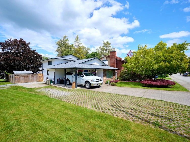 22675 Kendrick Loop, Maple Ridge, BC, V2X 8Y9 - 22