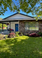 22675 Kendrick Loop