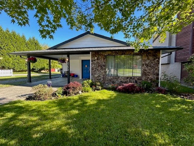22675 Kendrick Loop, Maple Ridge BC V2X 8Y9