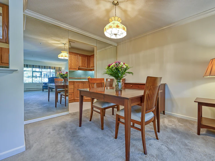 202-3788 West 8th Avenue, Vancouver, BC, V6R 1Z3 - 10