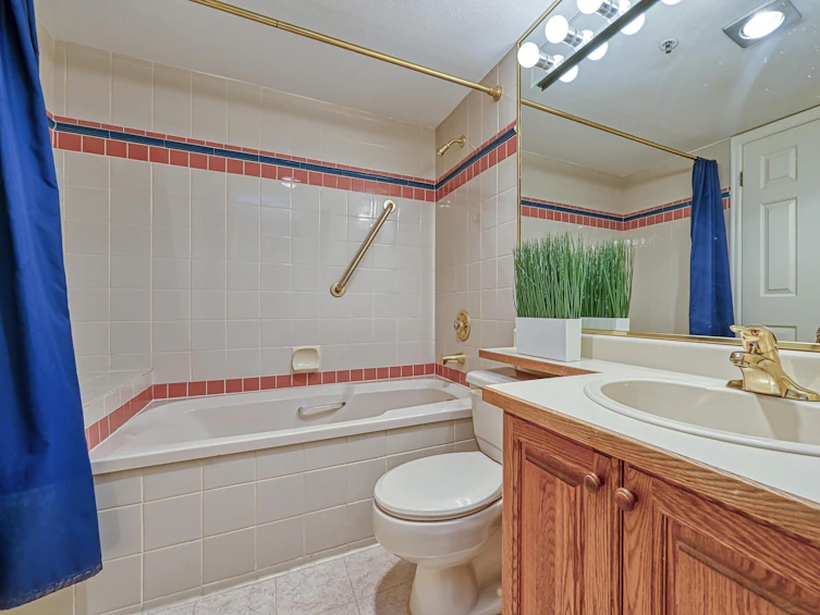 202-3788 West 8th Avenue, Vancouver, BC, V6R 1Z3 - 20
