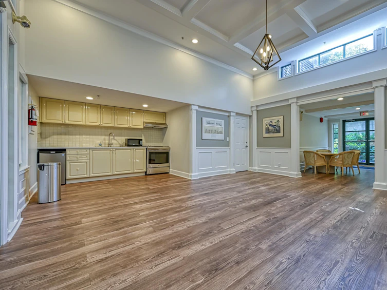 202-3788 West 8th Avenue, Vancouver, BC, V6R 1Z3 - 26