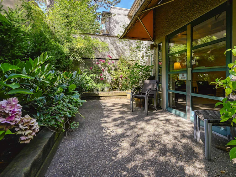 202-3788 West 8th Avenue, Vancouver, BC, V6R 1Z3 - 28