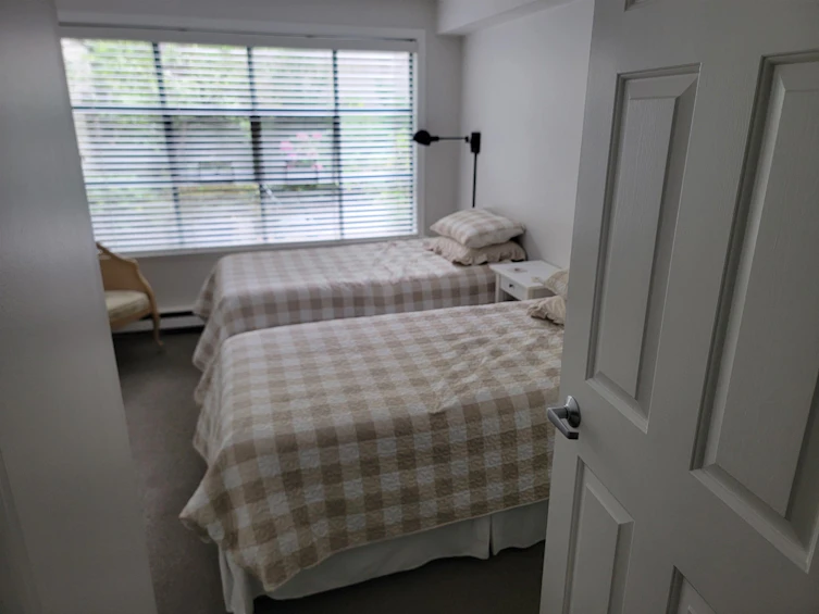 202-3788 West 8th Avenue, Vancouver, BC, V6R 1Z3 - 29