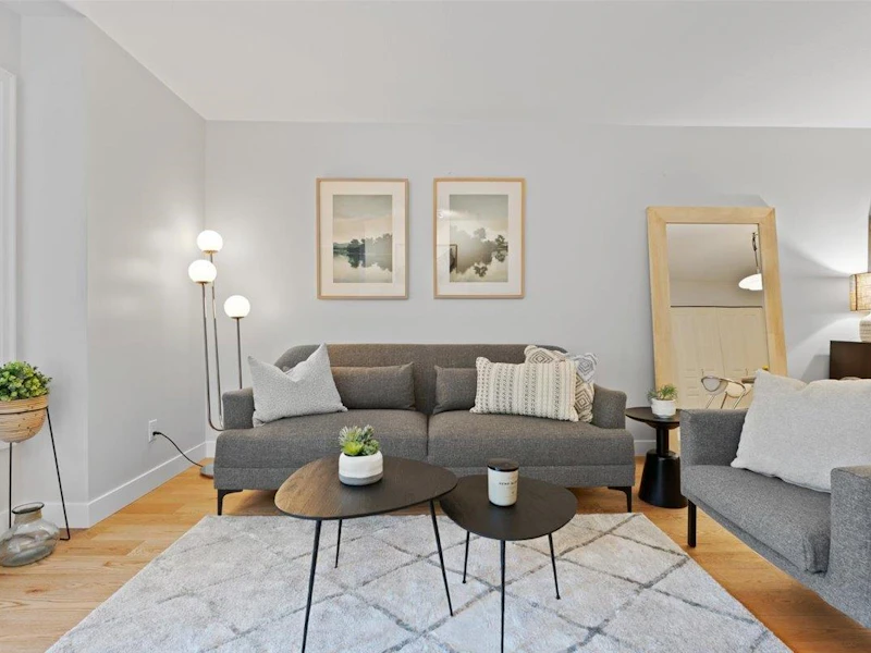 211 - 2181 W 12th Avenue, Vancouver BC V6K 4S8