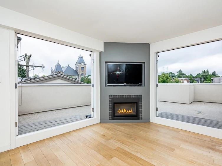 403-228 East 14th Avenue, Vancouver, BC, V5T 2M6 - 4