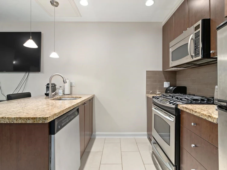 22-1863 Wesbrook Mall, Vancouver, BC, V6T 2J7 - 3