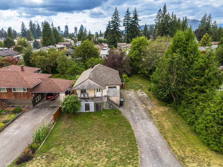 900 Lillian Street, Coquitlam, BC, V3J 5C4 - 38
